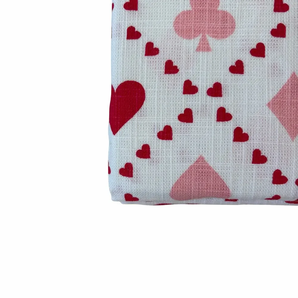Nicole Miller Queen of Hearts Tablecloth 68in Round Pink Red Valentines Day New